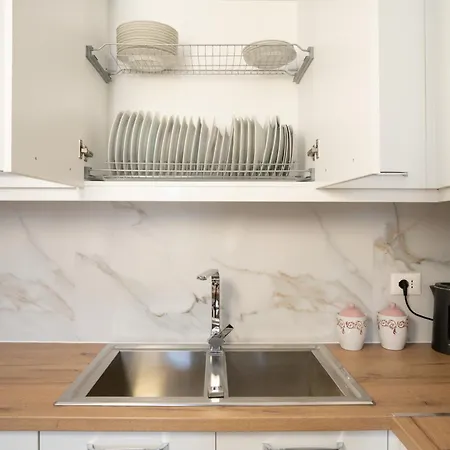Oasis White Terra